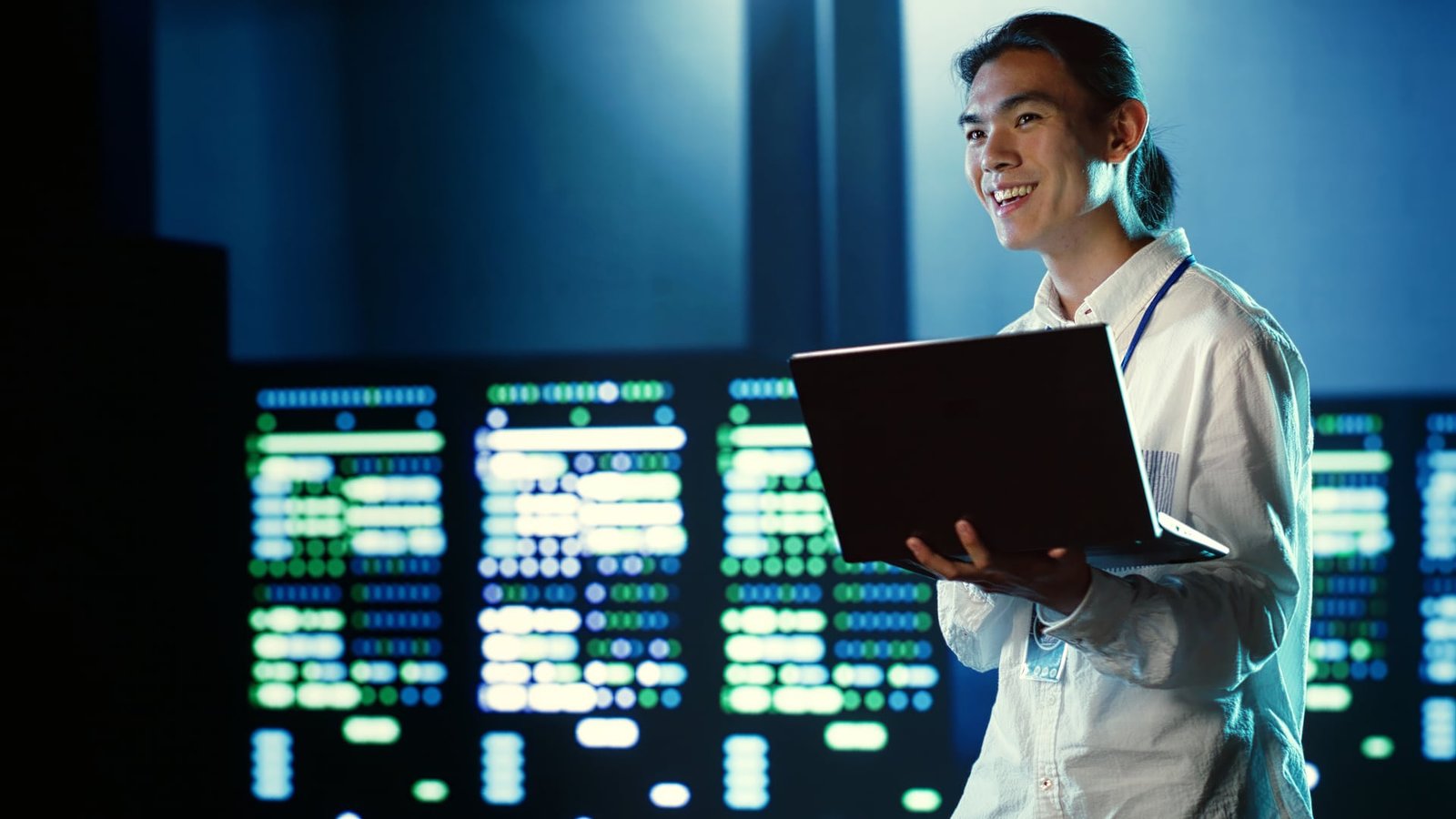 Making the Leap: A Guide to Successfully Changing Your Career into the IT Field